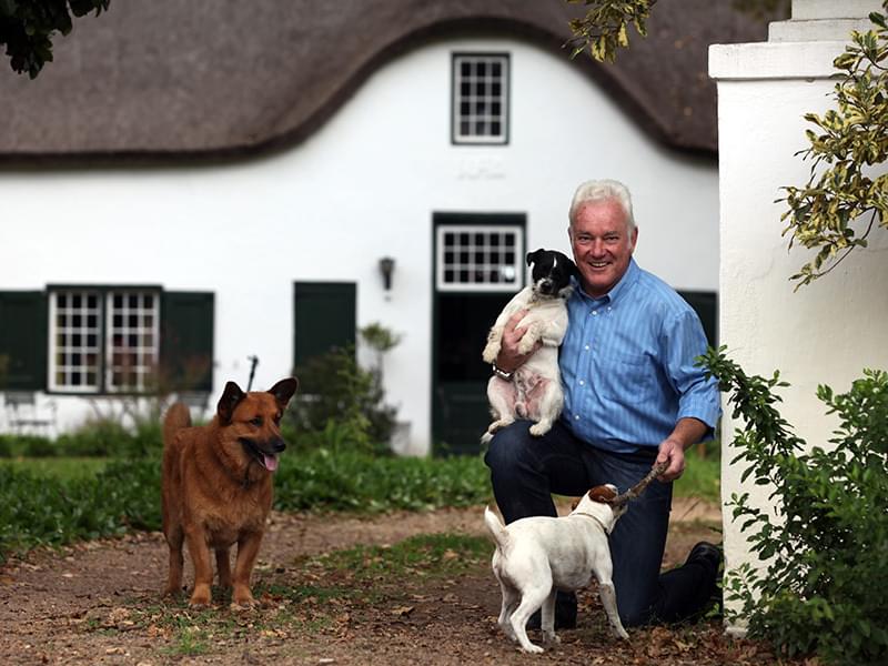 Ken-Forrester-with-dogs-2 Ken-Forrester-with-dogs-2